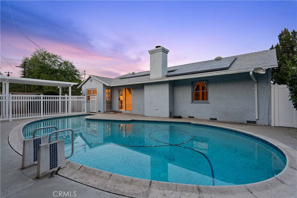 Northridge, CA 91343,9459 Ruffner AVE