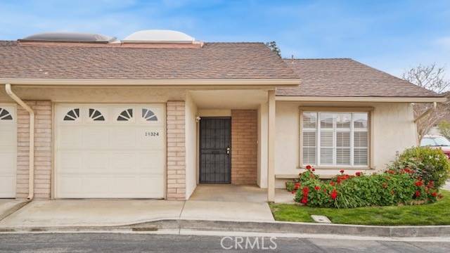 Newhall, CA 91321,19324 Flowers CT