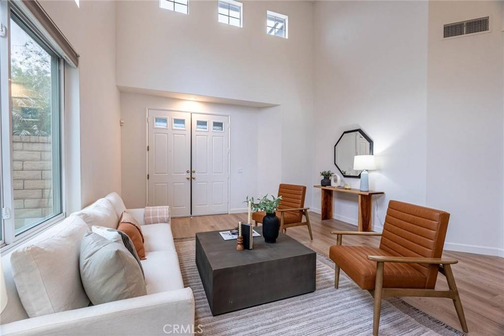 Valencia, CA 91354,27511 Woodfield PL