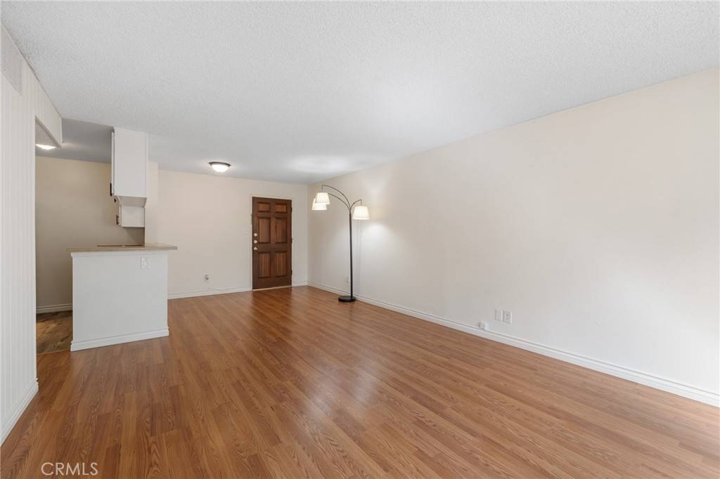 Tarzana, CA 91356,5700 Etiwanda AVE #170