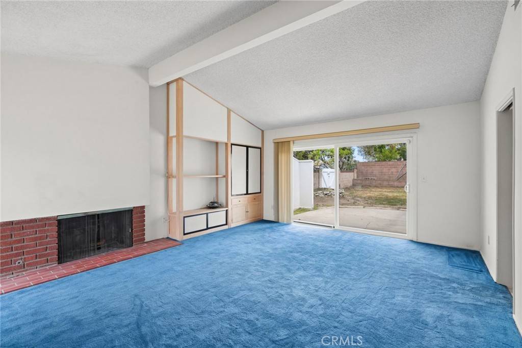 Chatsworth, CA 91311,10056 Laramie AVE
