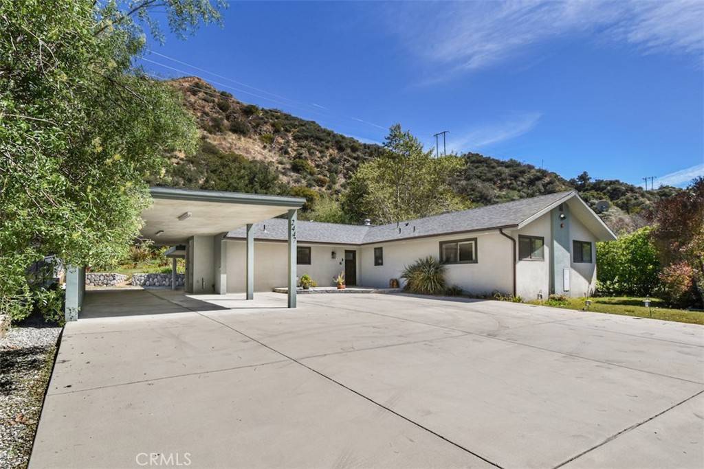 Tujunga, CA 91042,2447 Stonyvale RD