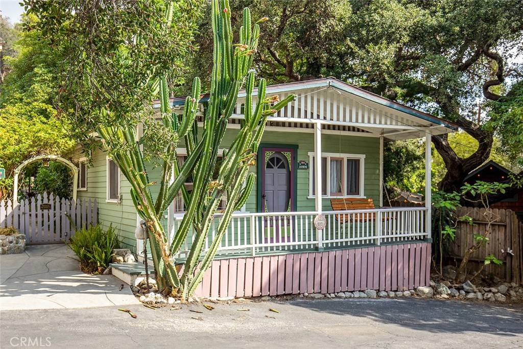 Sierra Madre, CA 91024,484 Audubon DR