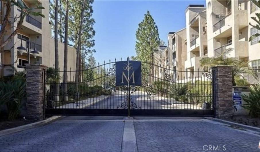 Woodland Hills, CA 91367,5565 Canoga AVE #307