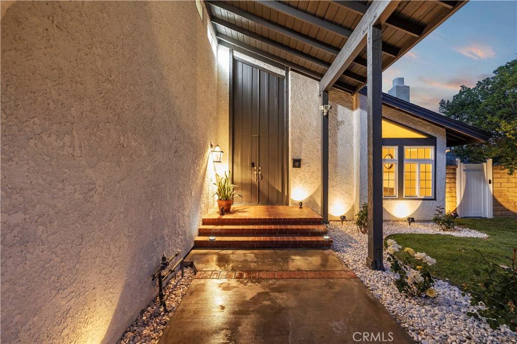 Valencia, CA 91354,23119 Posada DR