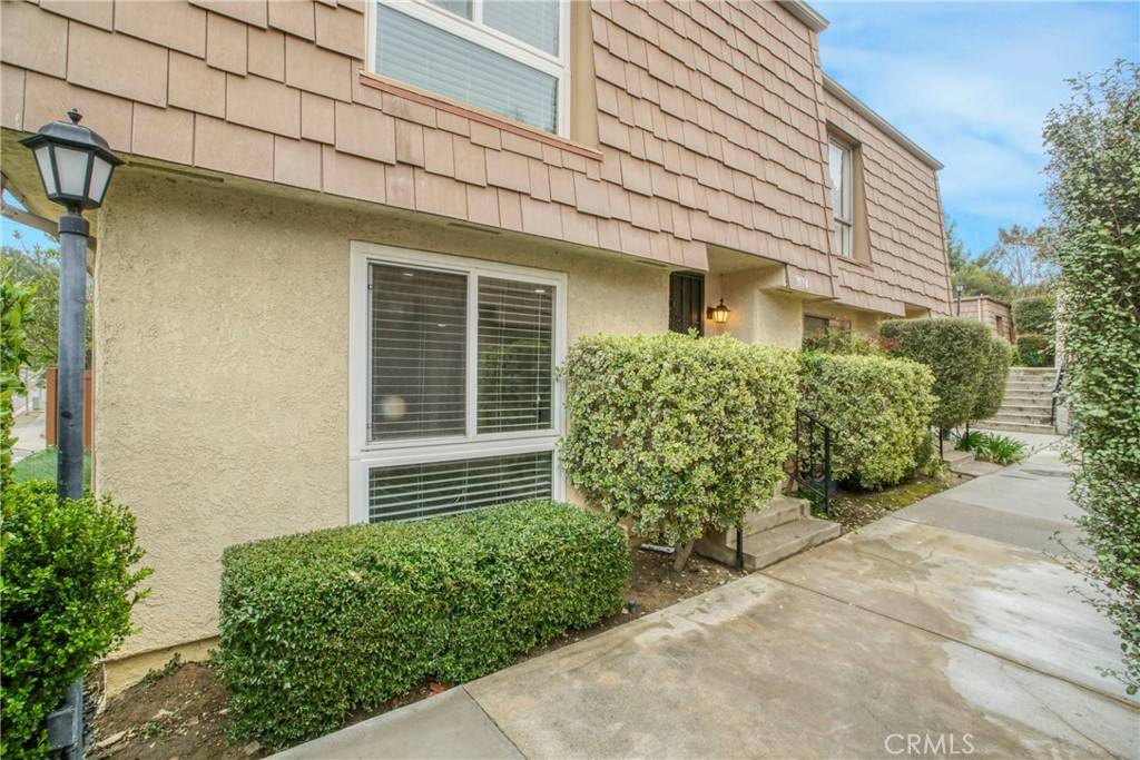 Agoura Hills, CA 91301,3974 Tarrytown LN