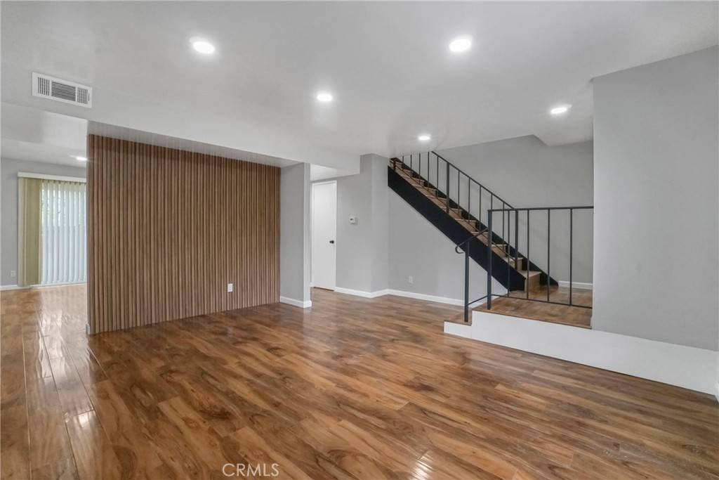 Agoura Hills, CA 91301,3974 Tarrytown LN