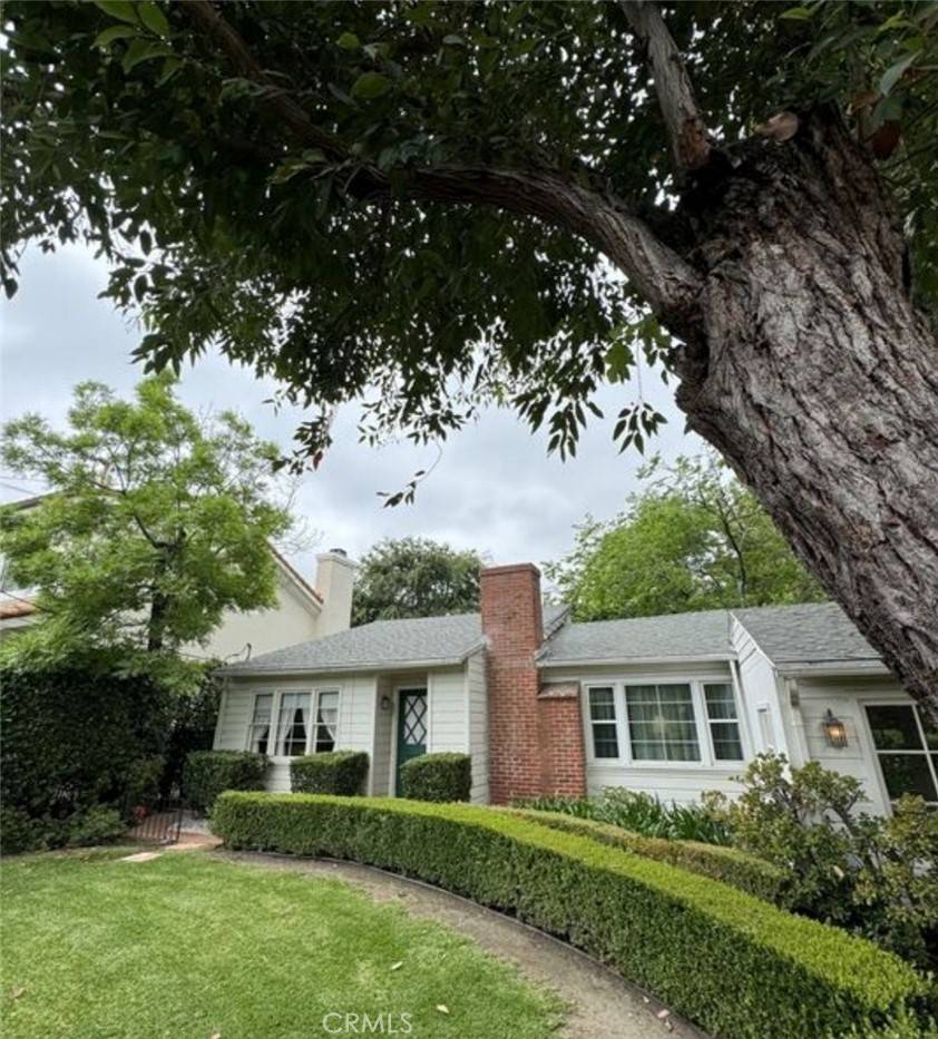 Tarzana, CA 91356,18522 Wells DR