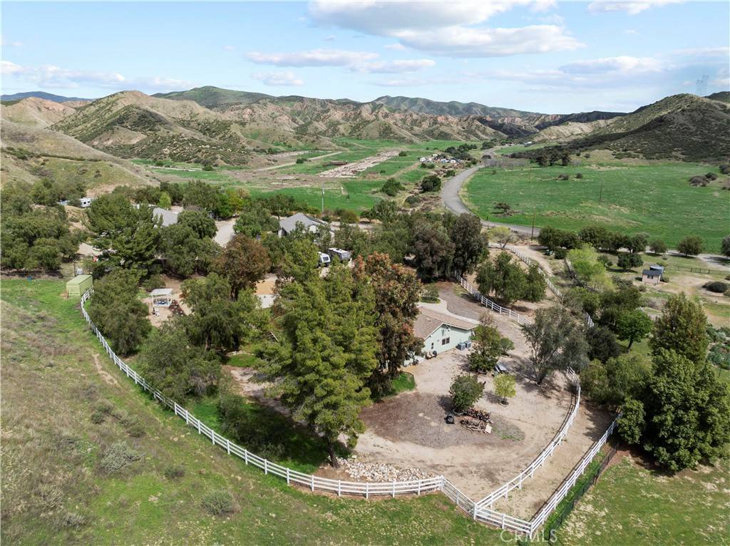 Saugus, CA 91390,18181 Lost Creek RD