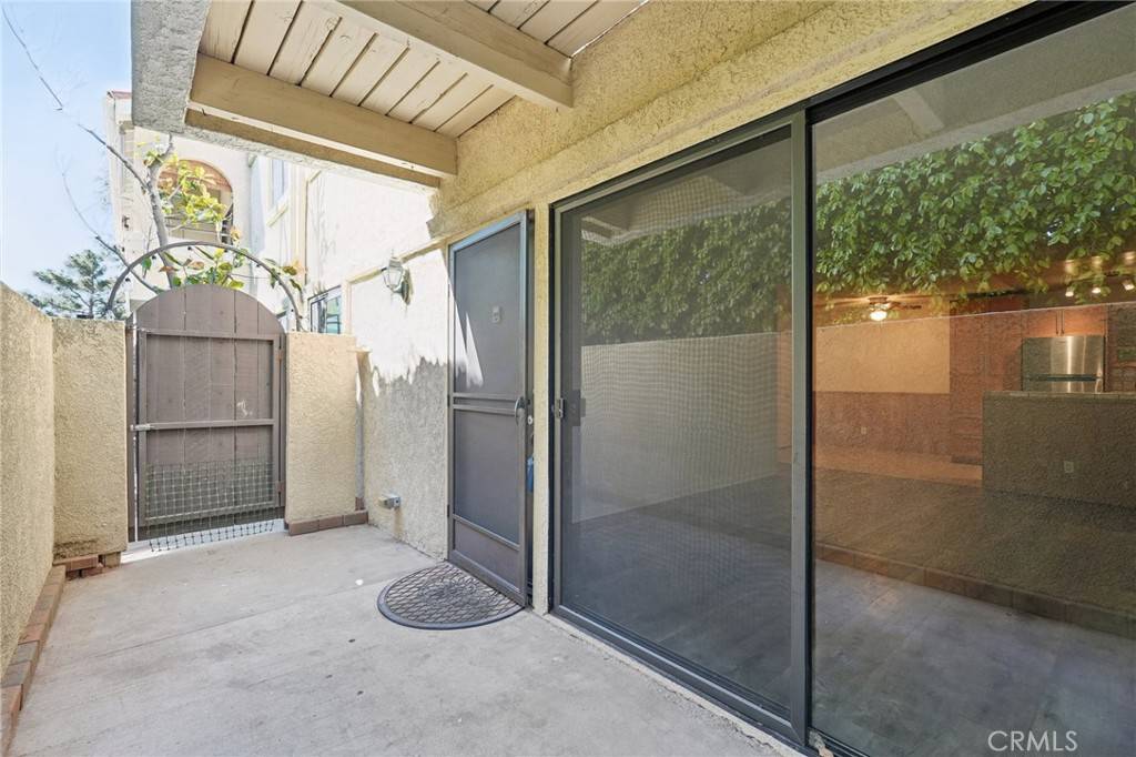 Canyon Country, CA 91351,27236 Luther DR #713