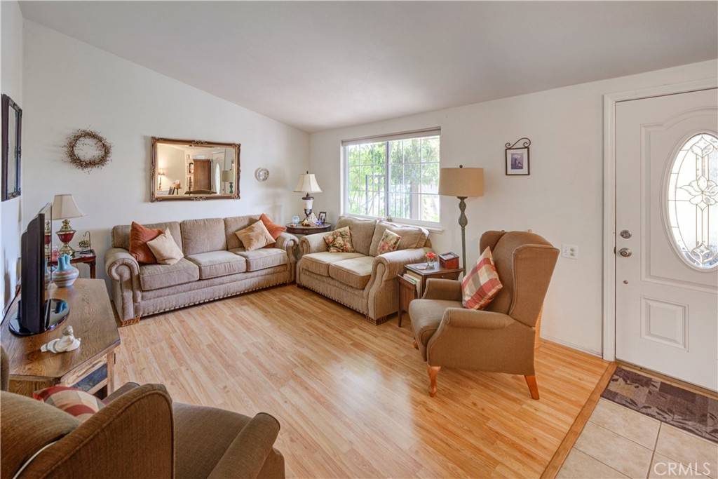 Newhall, CA 91321,19358 Avenue Of The Oaks