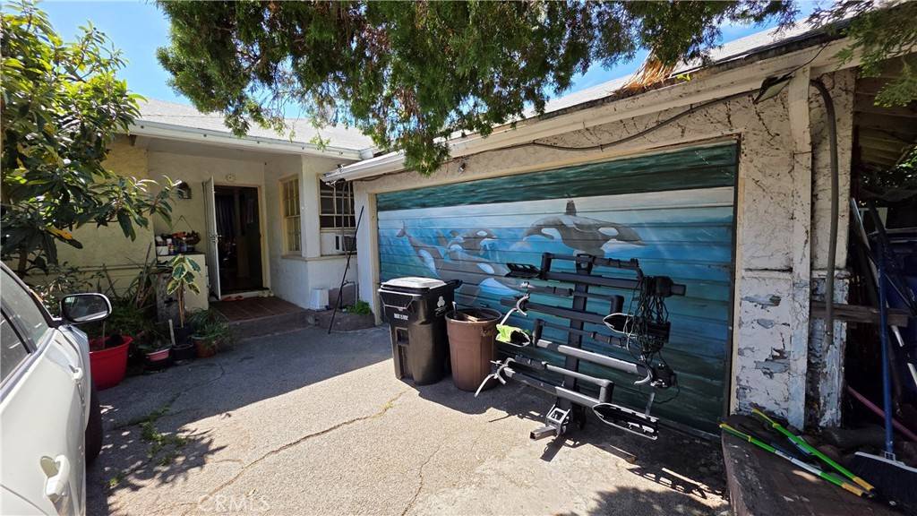 Van Nuys, CA 91406,15358 Gault ST