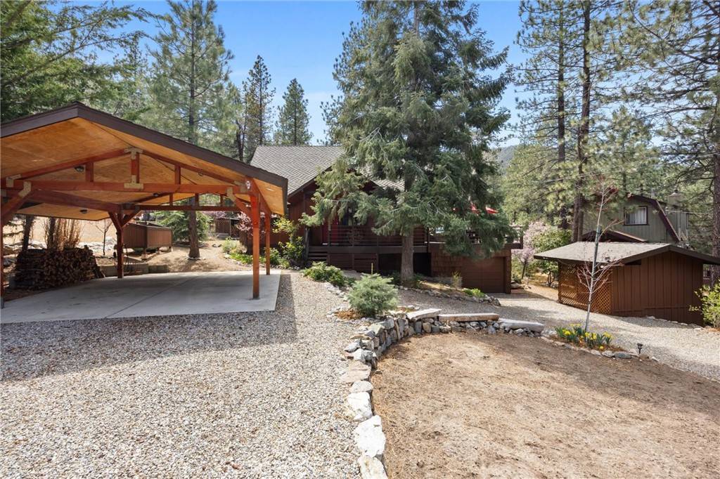 Pine Mountain Club, CA 93222,1721 Matterhorn DR