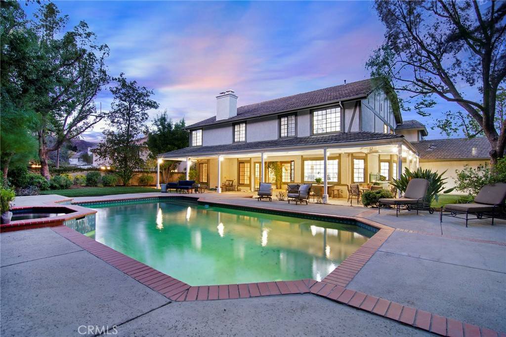 Agoura Hills, CA 91301,29528 Ridgeway DR