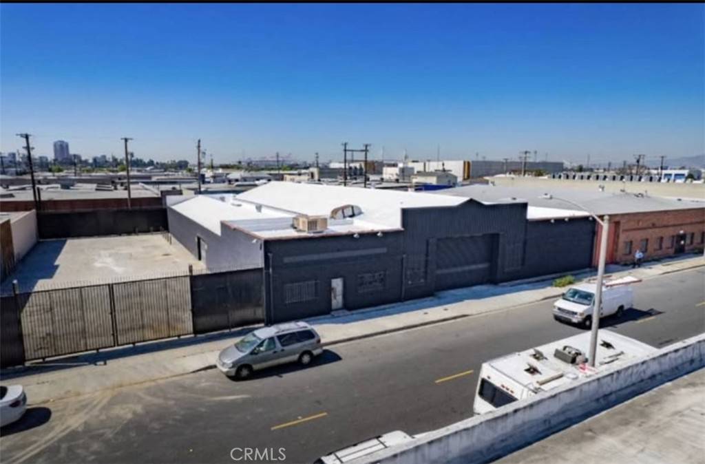 Long Beach, CA 90813,730 W Esther ST