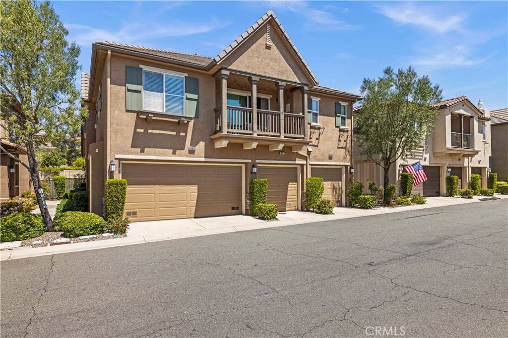Saugus, CA 91350,19429 Opal LN