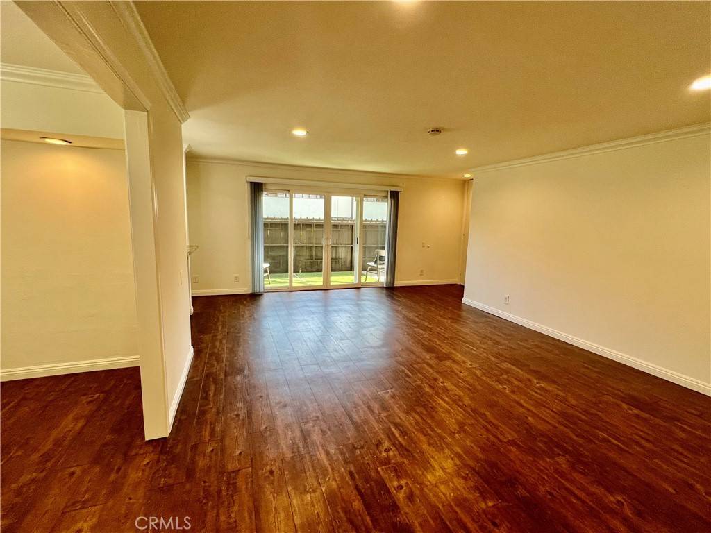 Westlake Village, CA 91361,31505 Lindero Canyon Road #2