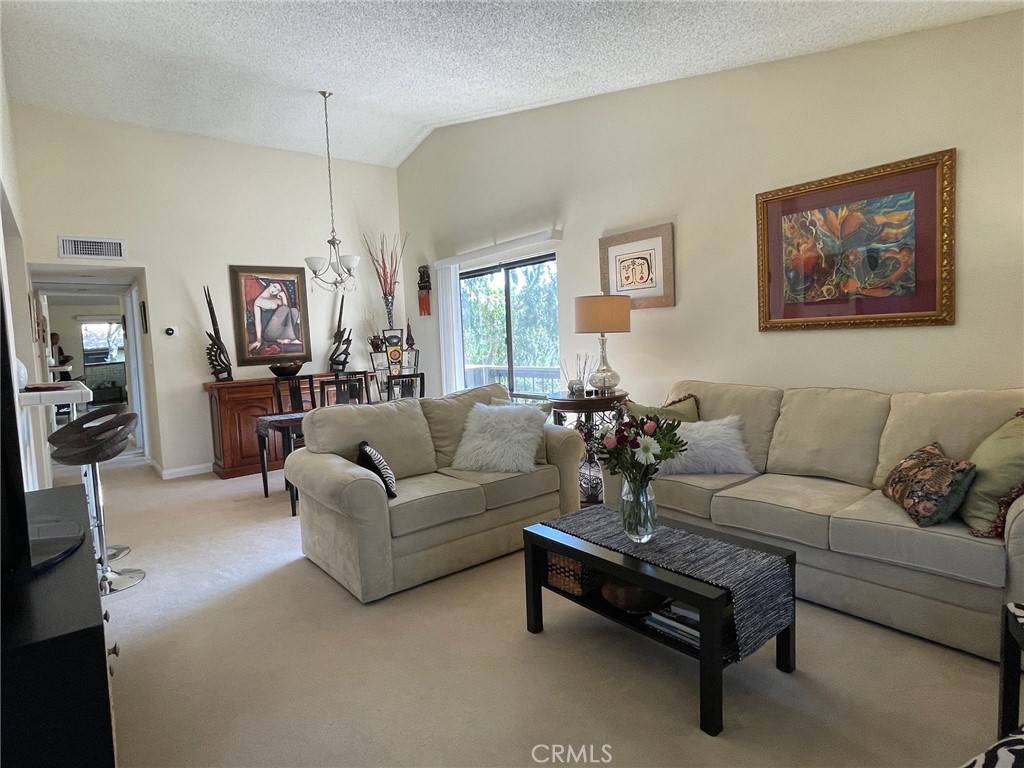 Reseda, CA 91335,7304 Corbin AVE #M