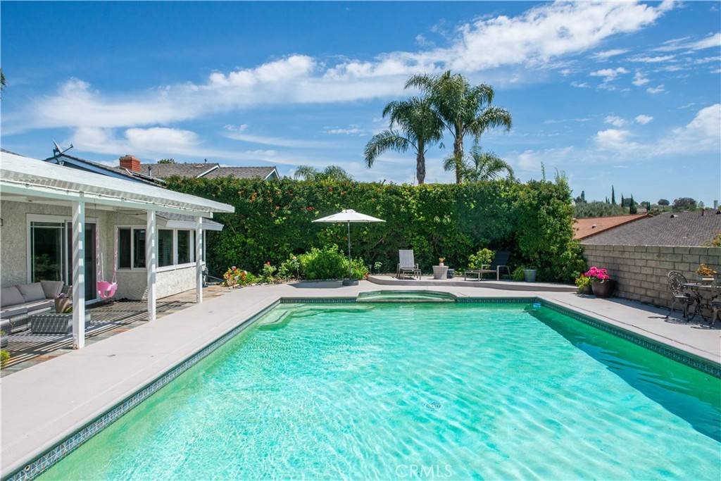 Thousand Oaks, CA 91360,18 Autumn Leaf DR