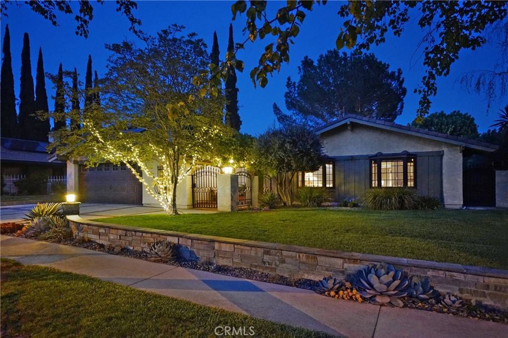 Agoura Hills, CA 91301,4024 Defender DR