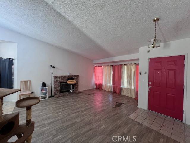 Palmdale, CA 93552,37543 Royal CT