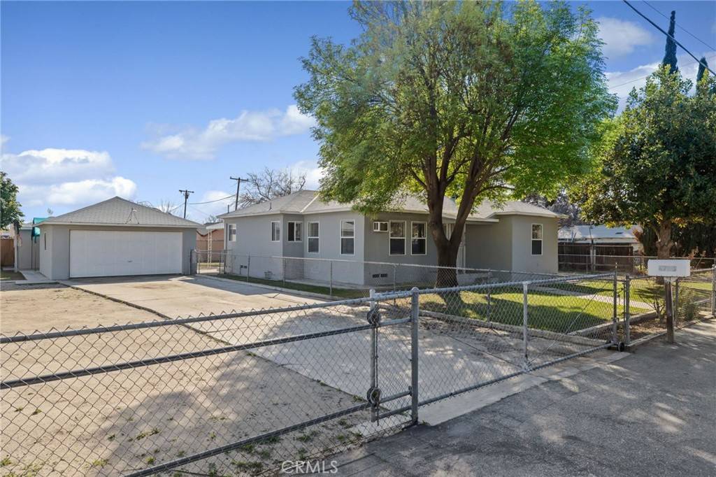 Bakersfield, CA 93307,4705 Morro DR