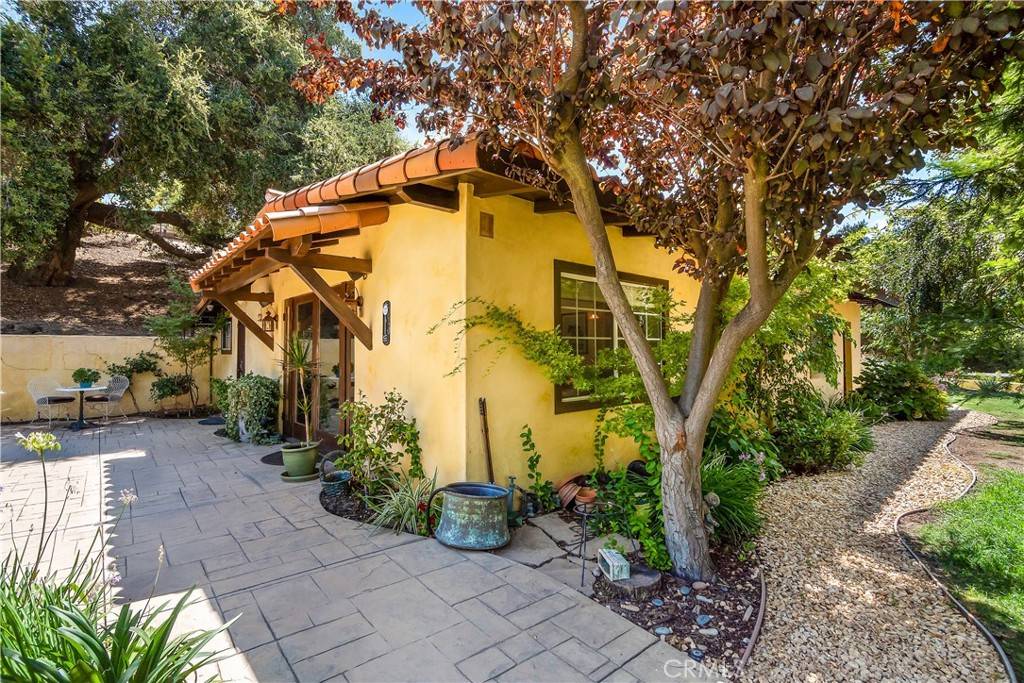 Agoura Hills, CA 91301,5810 Colodny DR