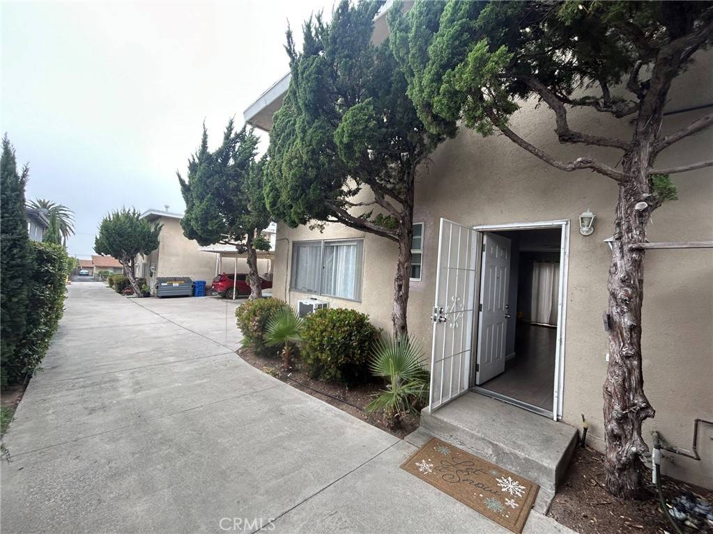 Pasadena, CA 91104,1745 E Woodbury RD