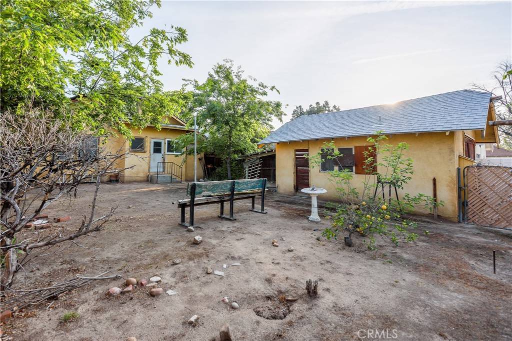 Bakersfield, CA 93305,715 Grace ST