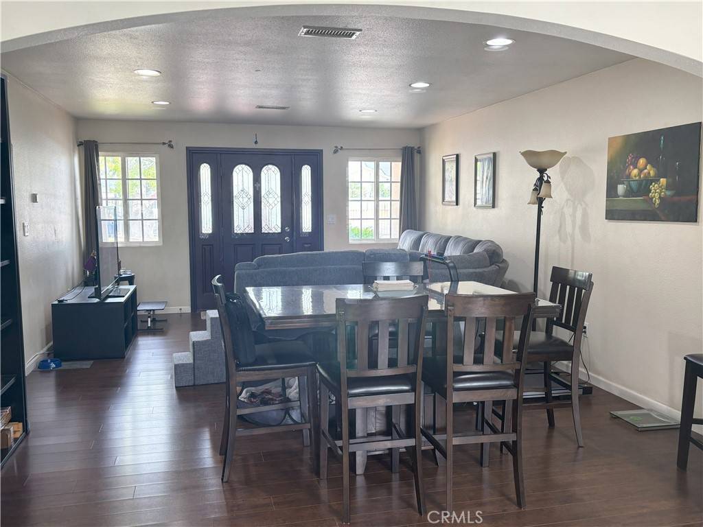 Sun Valley, CA 91352,11110 Cohasset ST