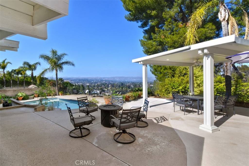 Calabasas, CA 91302,22903 De Kalb DR