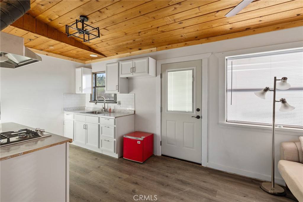 Lancaster, CA 93536,46417 Kings Canyon RD