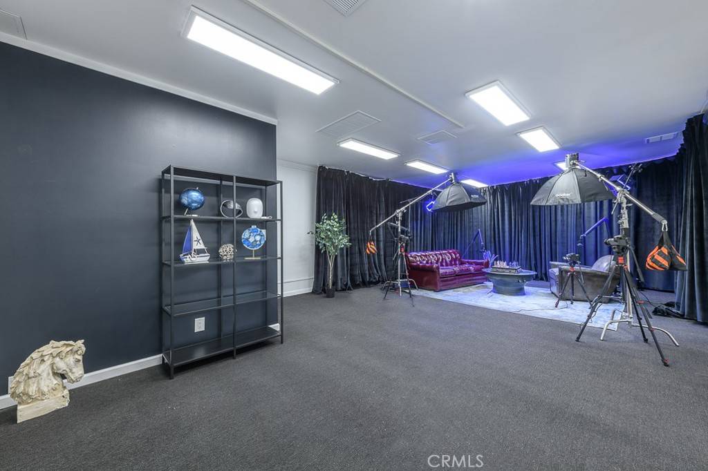 Sherman Oaks, CA 91403,14852 Ventura BLVD #210
