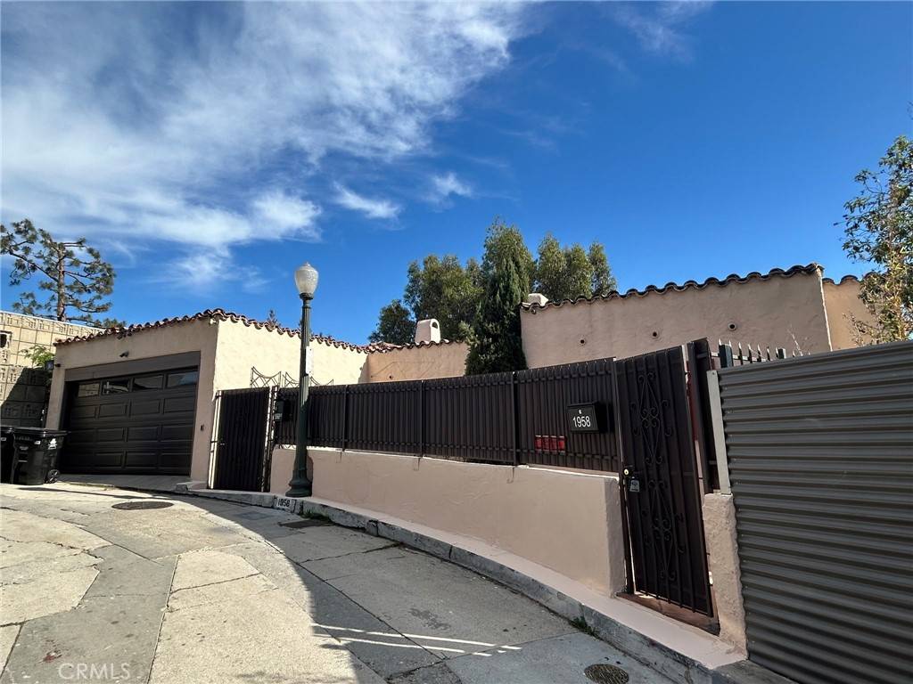 Los Angeles, CA 90068,1958 Glencoe WAY