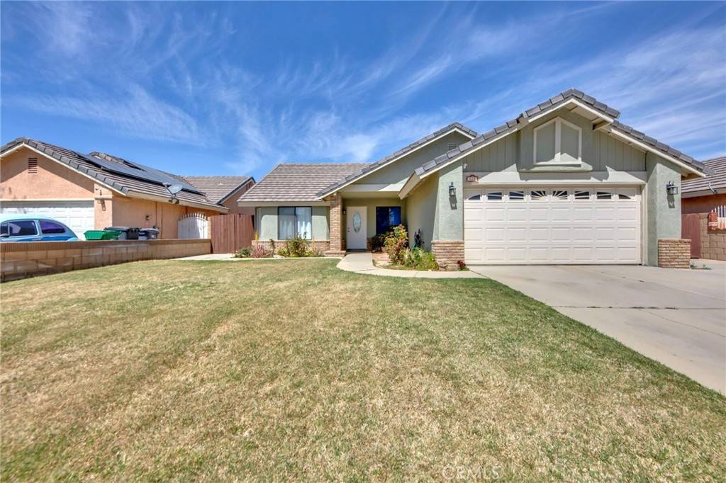 Lancaster, CA 93535,811 E Avenue J6