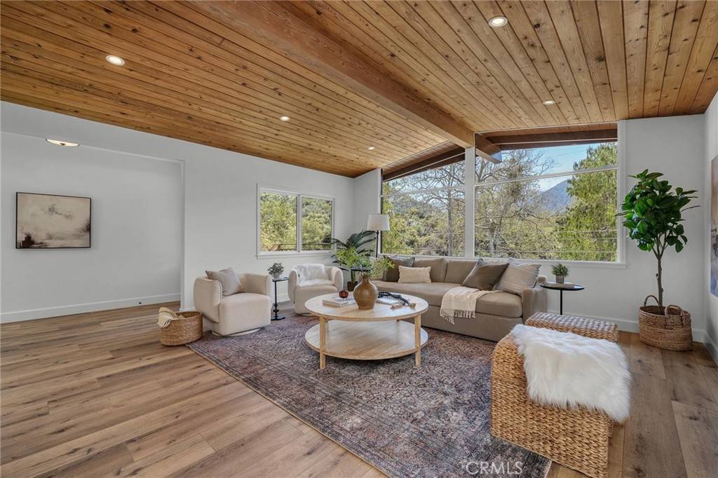 Calabasas, CA 91302,821 Crater Camp DR