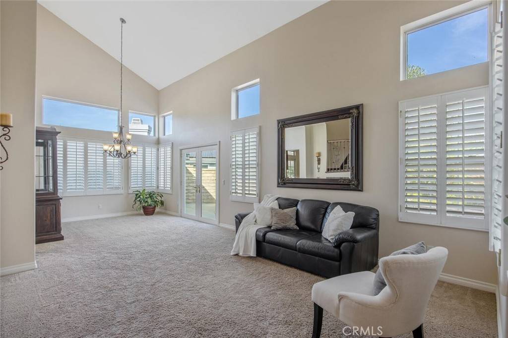 Valencia, CA 91354,27448 Whitefield PL