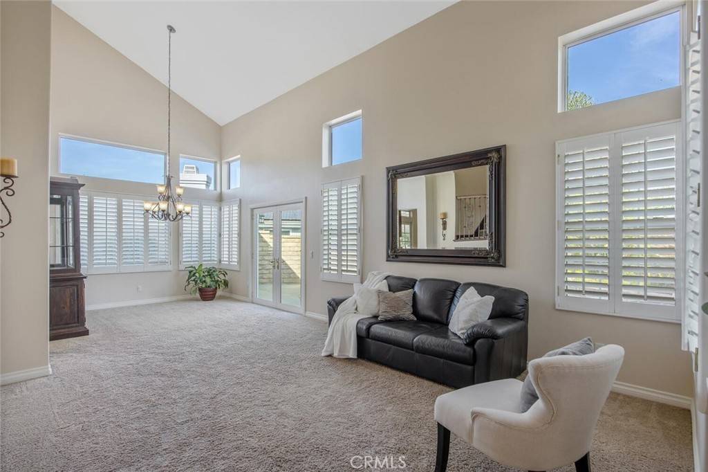 Valencia, CA 91354,27448 Whitefield PL