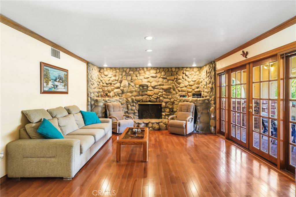 Westlake Village, CA 91361,31948 Lyndbrook CT