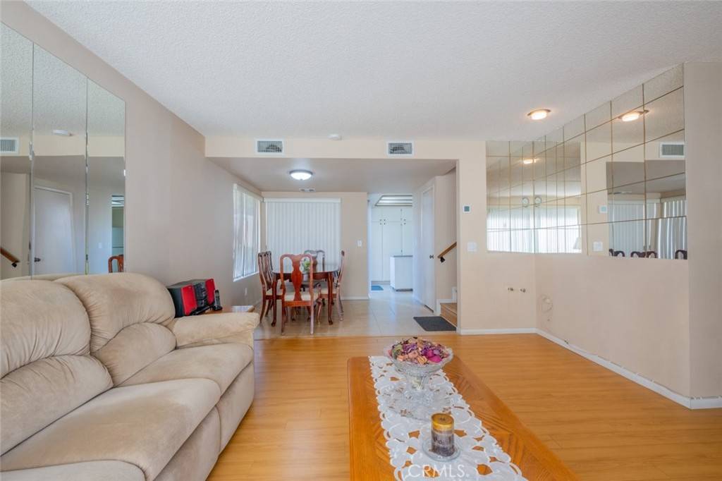 North Hills, CA 91343,9111 Lemona AVE #26