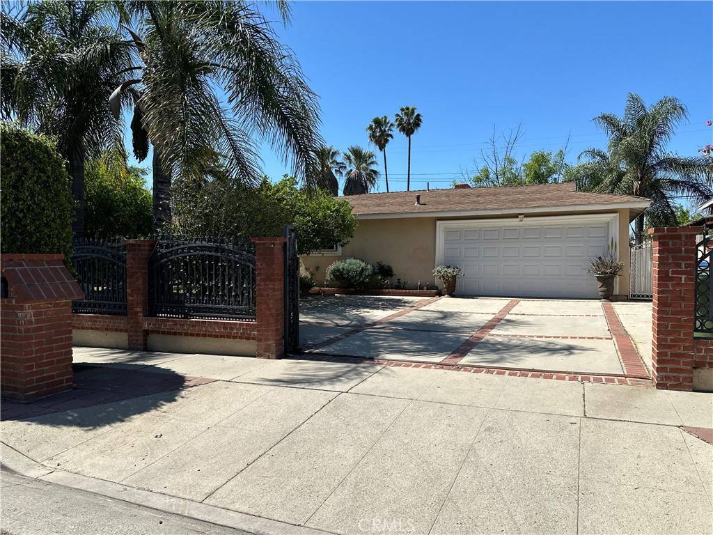Pacoima, CA 91331,11265 Bromont AVE