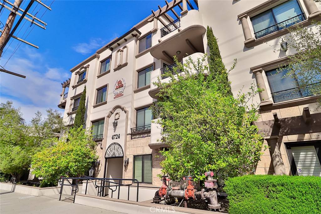 Sherman Oaks, CA 91403,4724 Kester AVE #404