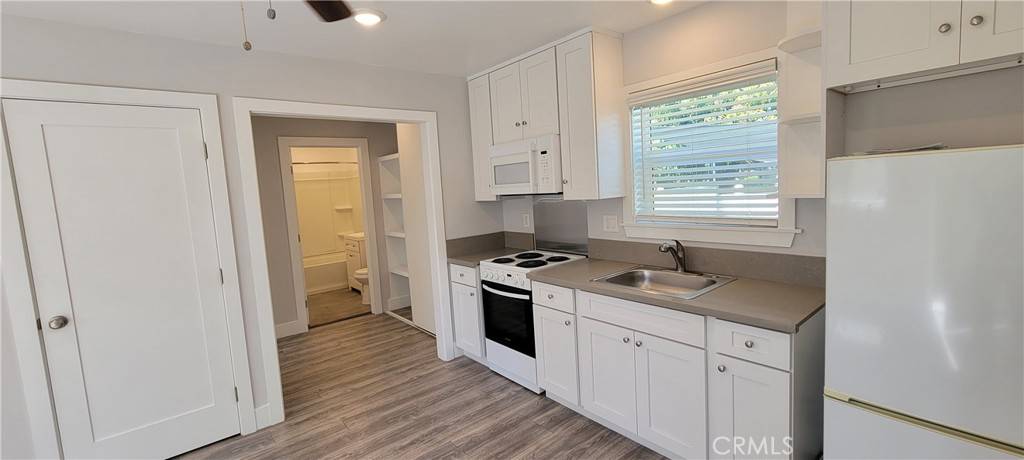 Los Angeles, CA 90065,551 W Avenue 26
