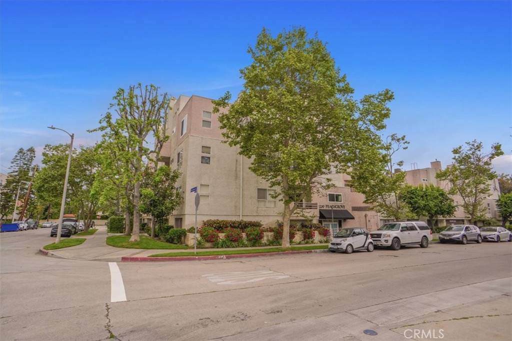 North Hollywood, CA 91601,11230 Peach Grove ST #206