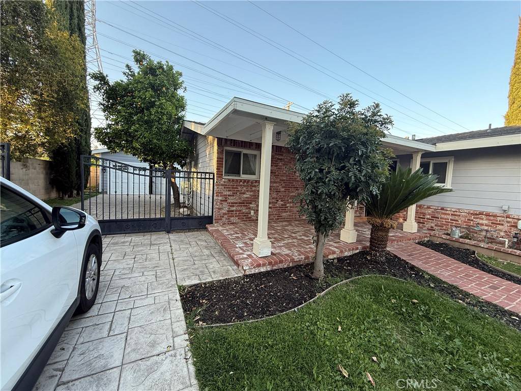 Granada Hills, CA 91344,16823 Simonds ST