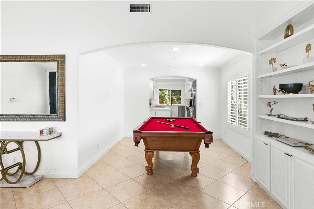 Agoura Hills, CA 91301,28820 Calabria DR