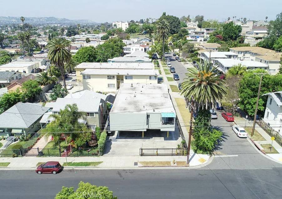 Los Angeles, CA 90018,2204 W 26th PL #5