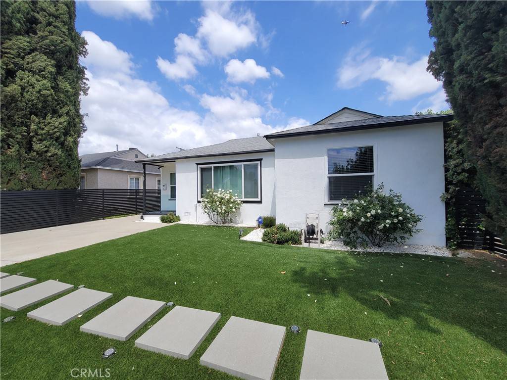 Lake Balboa, CA 91406,17557 Lemay PL