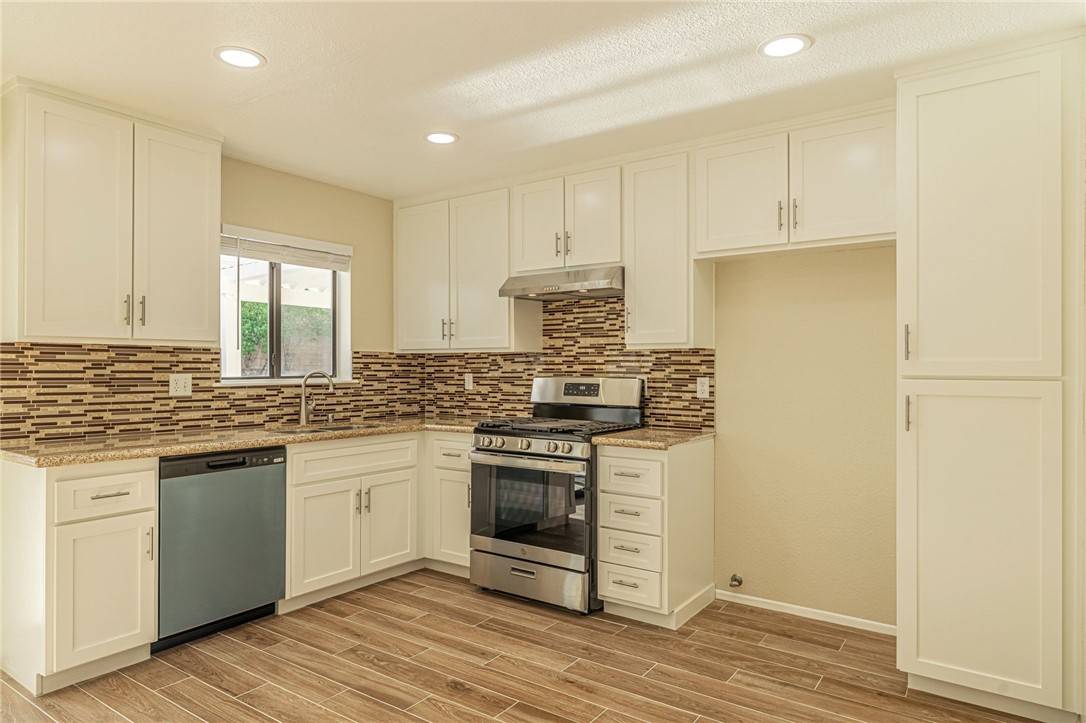 Lancaster, CA 93536,42303 Willeta AVE