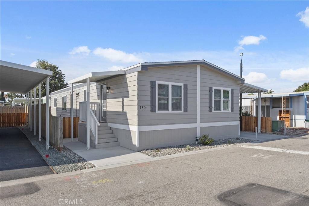 Bakersfield, CA 93308,130 Fernwood LN